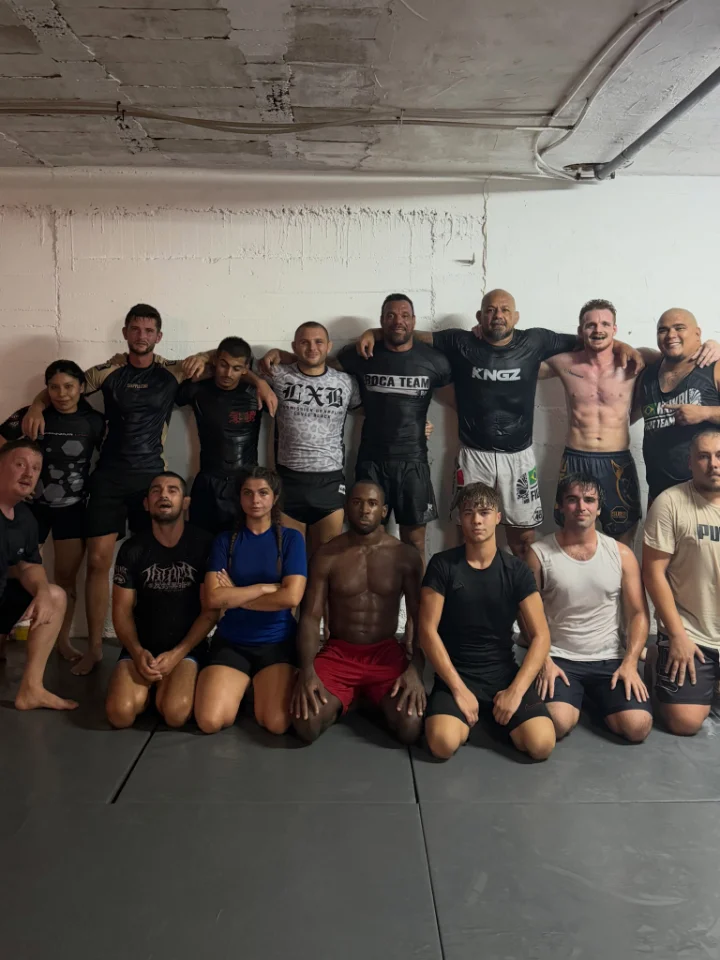 Leon De Roeck in the cage